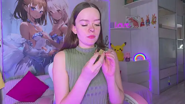CheekySashaCharm online show from June 2026 12:38:02 PM