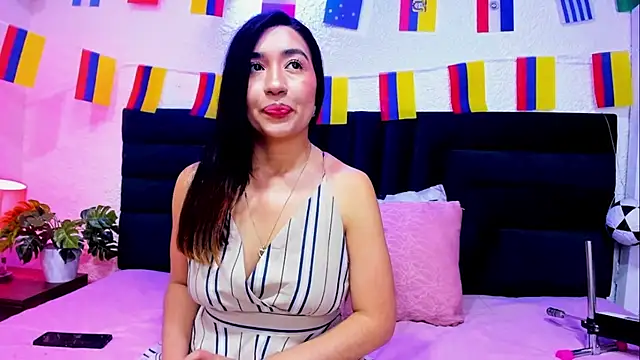 VictoriaRouge  online show from July 2026 08:46:01 PM