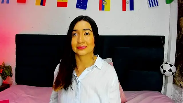 VictoriaRouge  online show from July 2026 08:34:02 PM