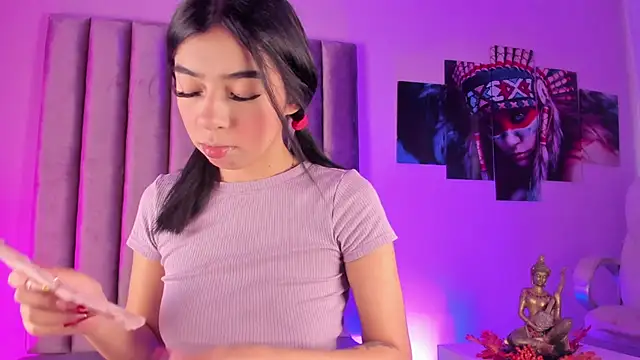 GabrielaSuarez  online show from May 2026 08:28:02 PM