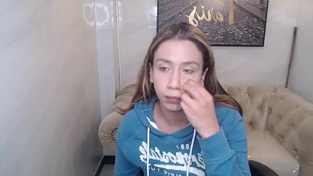 Evy Luxx v online show from May 2026 03:44:01 AM