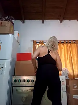 Snapshot of SexyMilf1211 chatting on March 2026 05:16:01 PM SexyMilf1211 online show from March 2026 05:16:01 PM