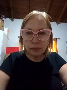 Snapshot of SexyMilf1211 chatting on March 2026 01:27:01 PM SexyMilf1211 online show from March 2026 01:27:01 PM