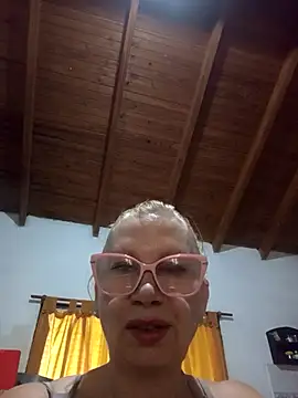 Snapshot of SexyMilf1211 chatting on April 2026 03:09:01 PM SexyMilf1211 online show from April 2026 03:09:01 PM