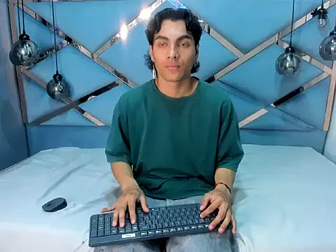 MattFiore online show from February 2026 06:00:02 PM