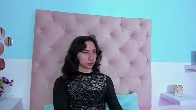 Snapshot of Charlothe_7 chatting on November 2025 04:33:02 AM Charlothe 7 online show from November 2025 04:33:02 AM