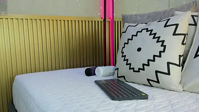 Gia ricci  online show from March 2026 04:24:01 PM