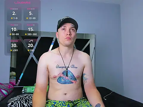 maxxgalacticus online show from November 2025 06:18:02 PM