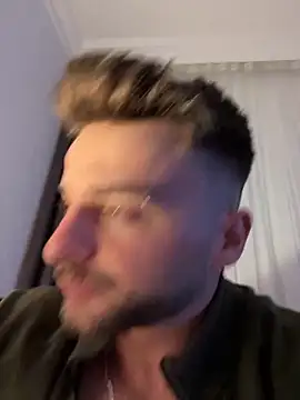 atesturky online show from November 2025 12:57:02 AM