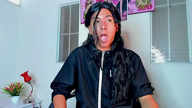 Hopemoretti online show from March 2026 09:21:02 PM