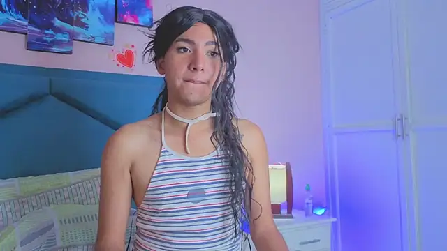 Hopemoretti online show from March 2026 03:06:02 PM