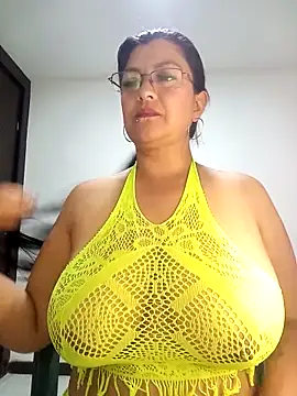 CelesteAlvarez1989 online show from May 2026 03:01:02 AM