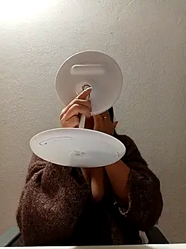 Snapshot of sara-xx chatting on February 2026 02:59:02 AM sara-xx online show from February 2026 02:59:02 AM