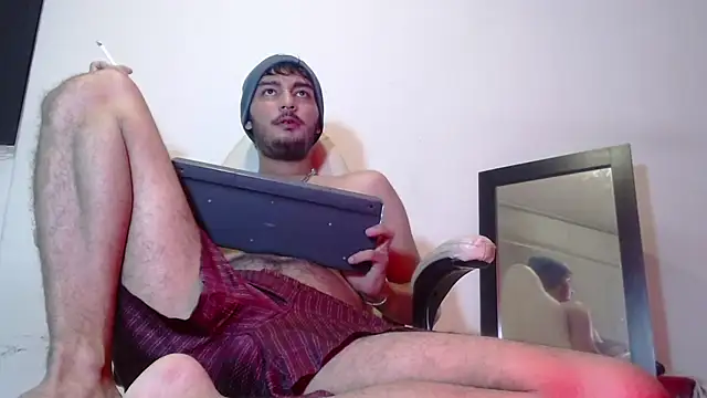 Snapshot of Brunicci chatting on December 2025 06:52:02 AM Brunicci online show from December 2025 06:52:02 AM