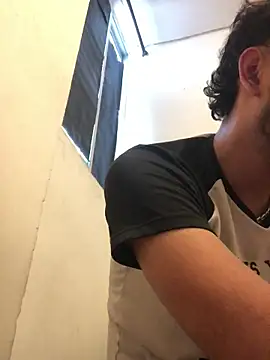 Snapshot of Brunicci chatting on December 2025 06:36:02 PM Brunicci online show from December 2025 06:36:02 PM