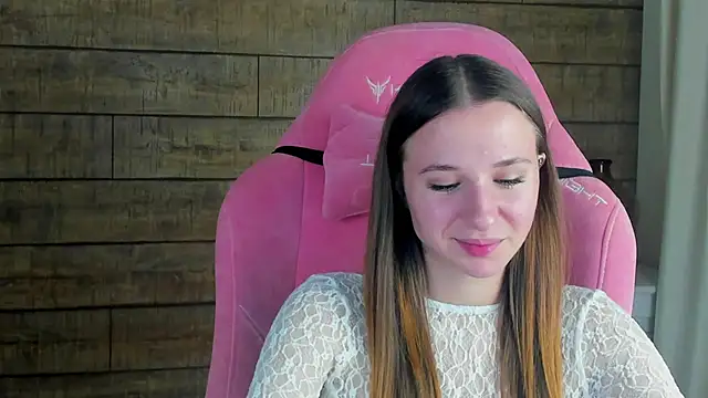 KristinaBellini online show from December 2025 04:23:02 PM