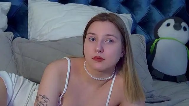 TinnaBurton online show from April 2026 05:30:01 PM