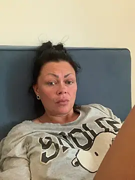 Phillipa valentina online show from July 2026 06:36:01 PM