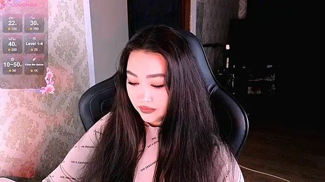 Snapshot of Emma_Uilson chatting on March 2026 10:50:01 PM Emma Uilson online show from March 2026 10:50:01 PM