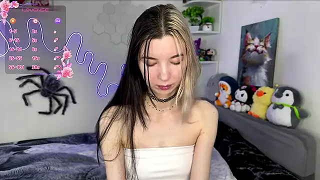 Emmie shy online show from May 2026 10:04:02 PM