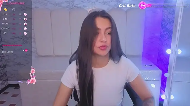 Snapshot of Maleja_v_ chatting on November 2025 01:33:02 PM Maleja v online show from November 2025 01:33:02 PM