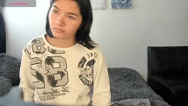 sorayalanne online show from November 2025 06:39:01 PM