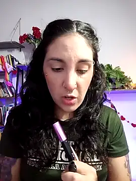Melinerd online show from June 2026 06:10:02 PM