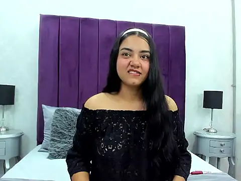 SalomeLee online show from November 2025 11:27:01 AM