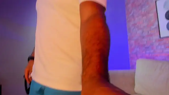 Chris Varden online show from December 2025 06:37:02 PM