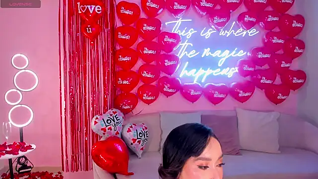 ZaraKafruni online show from February 2026 04:09:01 AM