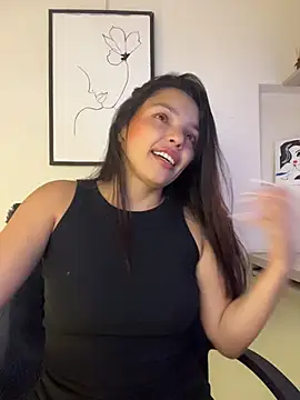 LaraDanverss online show from April 2026 08:25:02 PM