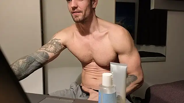 Mystery Mark online show from December 2025 07:31:01 PM