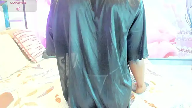 anisha zambrano online show from June 2026 01:01:02 PM