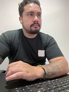 paubranco17 online show from February 2026 01:54:01 PM