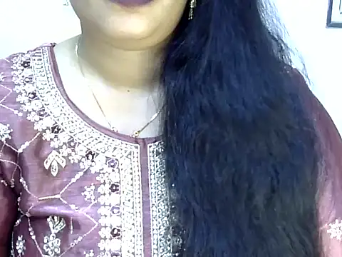 Muskan Jha online show from May 2026 01:40:02 PM
