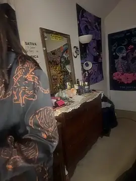 Snapshot of stellakobra chatting on December 2025 12:42:01 AM stellakobra online show from December 2025 12:42:01 AM