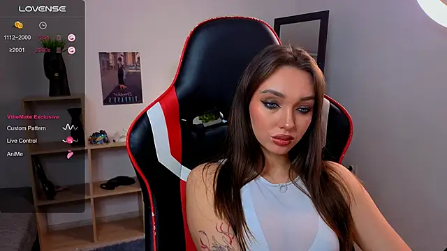 Emilia mala online show from November 2025 07:23:02 PM