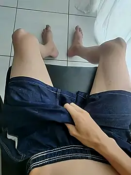 bnnzin online show from November 2025 06:34:01 PM