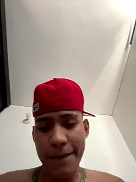 Snapshot of Scott_hots69 chatting on November 2025 06:35:01 PM Scott hots69 online show from November 2025 06:35:01 PM