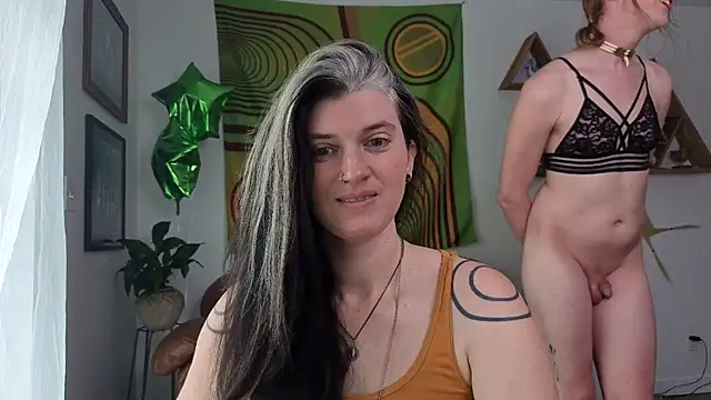 bruisedblossoms online show from April 2026 04:34:01 PM