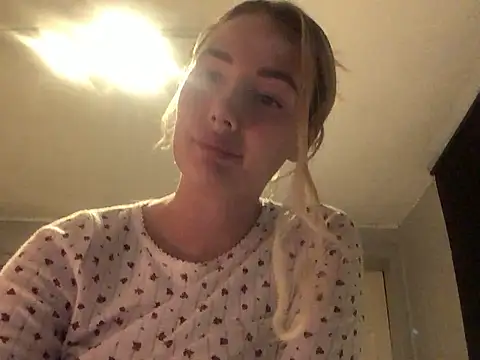 Snapshot of xoxohan11 chatting on February 2026 08:57:02 PM xoxohan11 online show from February 2026 08:57:02 PM