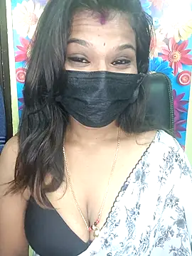 Snapshot of Premalatha_28 chatting on April 2026 04:23:01 PM Premalatha 28 online show from April 2026 04:23:01 PM