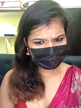 Snapshot of Premalatha_28 chatting on April 2026 06:58:01 PM Premalatha 28 online show from April 2026 06:58:01 PM