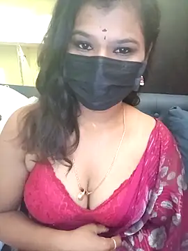 Snapshot of Premalatha_28 chatting on April 2026 06:03:02 PM Premalatha 28 online show from April 2026 06:03:02 PM