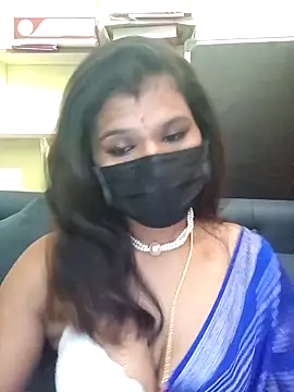 Snapshot of Premalatha_28 chatting on May 2026 05:51:02 PM Premalatha 28 online show from May 2026 05:51:02 PM