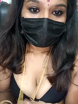 Snapshot of Premalatha_28 chatting on May 2026 12:40:02 AM Premalatha 28 online show from May 2026 12:40:02 AM