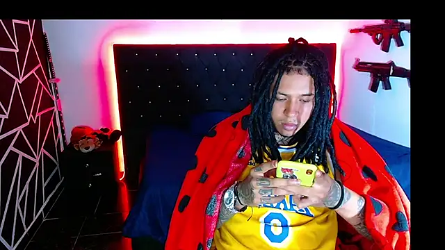 Zero-X9 online show from December 2025 06:56:01 PM