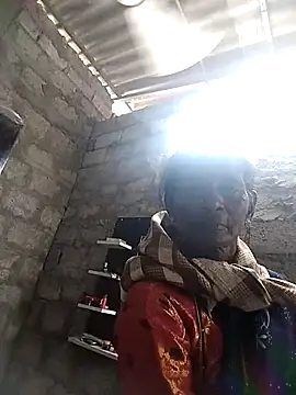 Snapshot of La44_telugu3 chatting on November 2025 09:48:02 AM La44 telugu3 online show from November 2025 09:48:02 AM