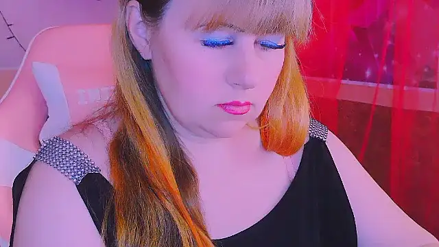 Snapshot of BESTLOLA chatting on June 2026 10:24:02 AM BESTLOLA online show from June 2026 10:24:02 AM