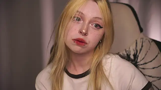 ElvenQueen online show from March 2026 04:06:02 PM